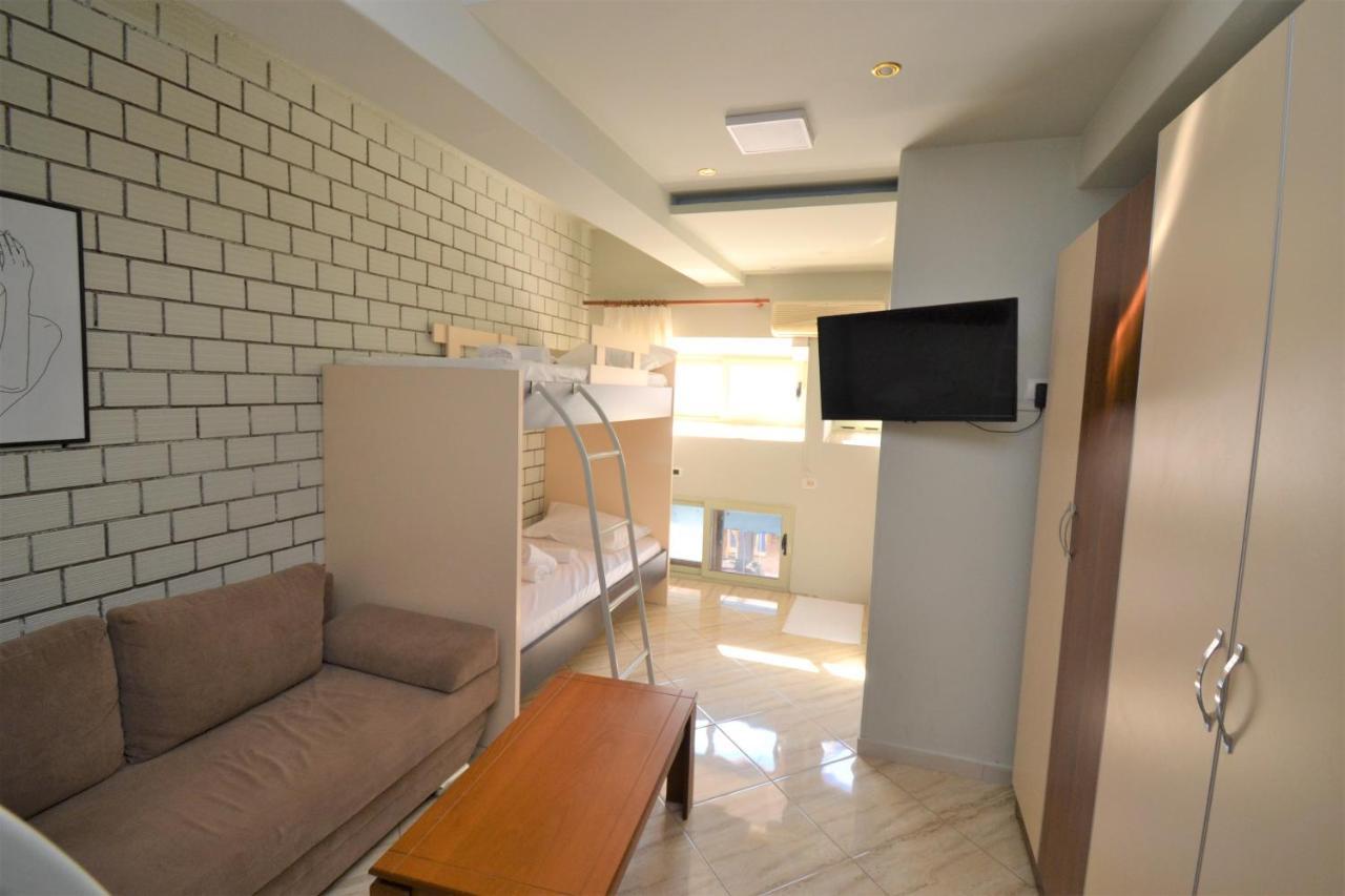 Jonian Central Condos Sarandë Exteriér fotografie